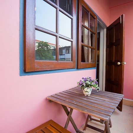 T Smy House Vandrehjem Bangkok Eksteriør billede