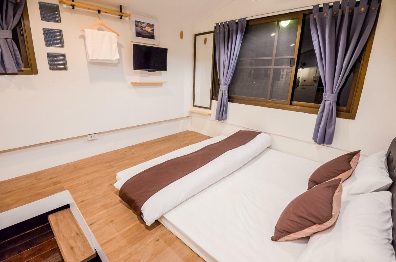 T Smy House Vandrehjem Bangkok Eksteriør billede